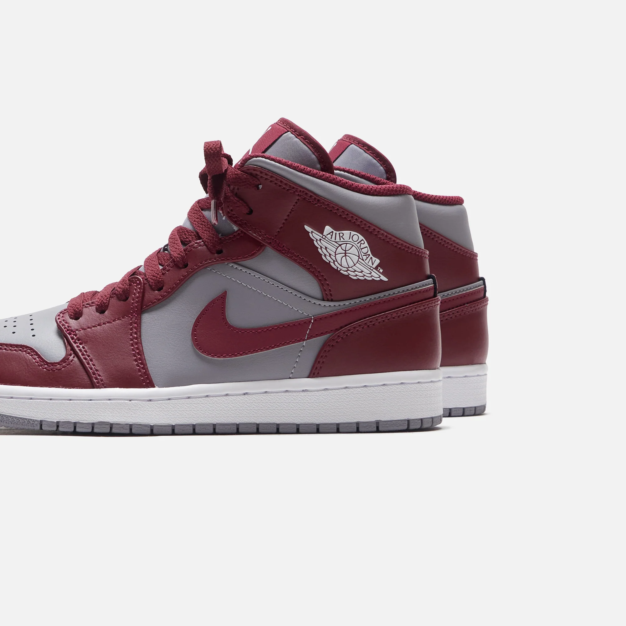 Nike Air Jordan 1 Mid - Cherrywood Red / White / Cement Grey - Image 3